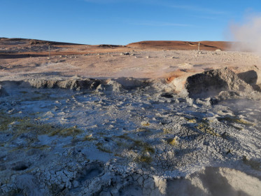 Blubbering geyser mud hole