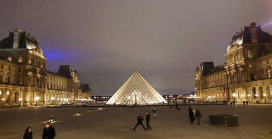 Louvre at night